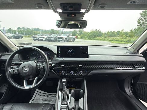 Used 2023 Honda Accord Touring image 26