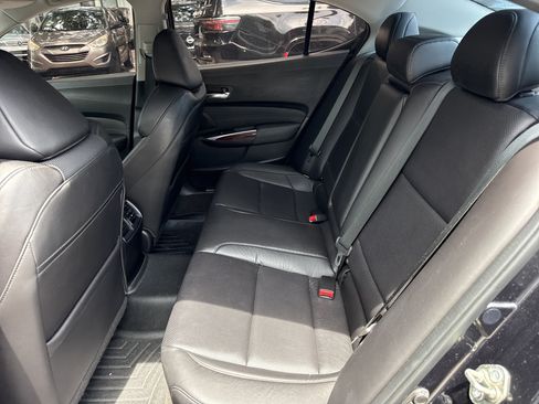 Used 2015 Acura TLX w/ Technology Package FWD image 10
