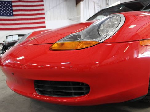 Used 1997 Porsche Boxster RWD image 10