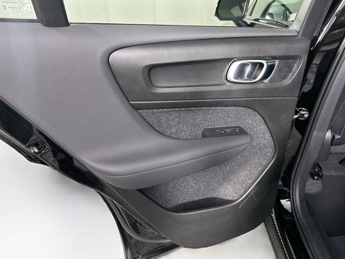 Used 2023 Volvo C40 Recharge Core AWD/4WD image 25