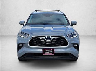 Used 2023 Toyota Highlander Bronze Edition video 2