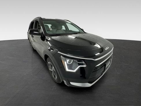 New 2026 Kia Niro EX FWD image 1