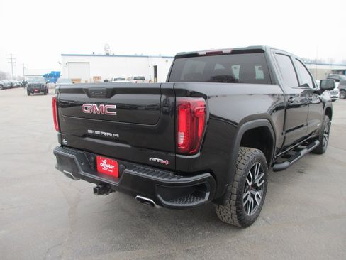 Used 2021 GMC Sierra 1500 AT4 image 4
