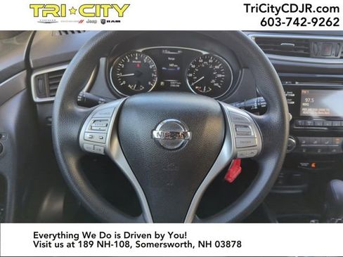 Used 2016 Nissan Rogue S image 20