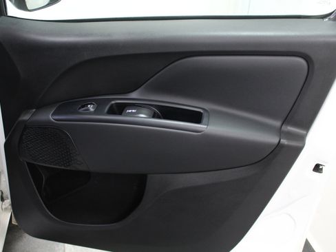 Used 2019 RAM ProMaster City Tradesman SLT image 24