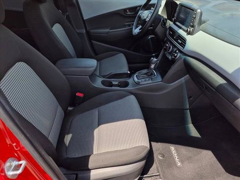 Used 2020 Hyundai Kona SEL Plus FWD image 25