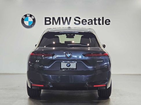 New 2026 BMW iX xDrive45 image 5