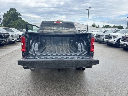Used 2026 RAM 1500 Laramie AWD/4WD image 25