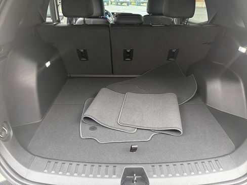 New 2026 Chevrolet Equinox LT w/ Convenience Package II image 12