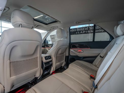 New 2026 Mercedes-Benz GLE 450 4MATIC image 26