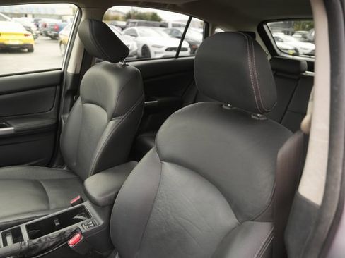 Used 2015 Subaru Crosstrek 2.0i Limited image 10