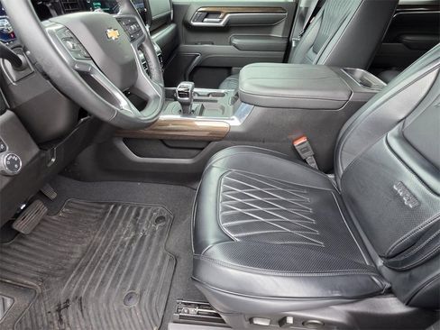 Used 2025 Chevrolet Silverado 1500 LT w/ All Star Edition Plus image 7