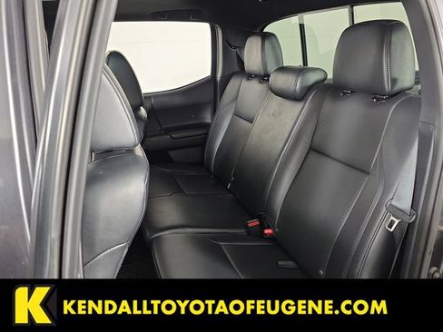 Used 2019 Toyota Tacoma Limited AWD/4WD image 27
