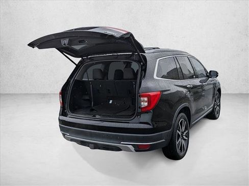 Used 2019 Honda Pilot Touring image 5