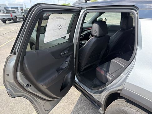 New 2026 Chevrolet Equinox RS w/ Convenience Package III AWD/4WD image 23
