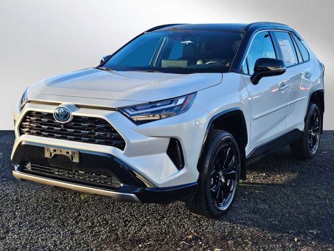 Used 2023 Toyota RAV4 XSE image 7