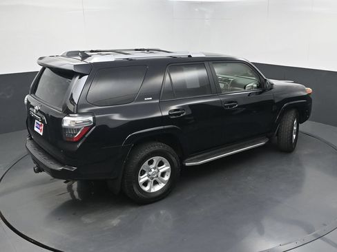 Used 2015 Toyota 4Runner SR5 RWD image 33