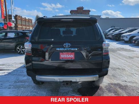 Used 2019 Toyota 4Runner TRD Off-Road Premium image 5