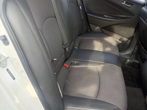 Used 2013 Hyundai Sonata SE FWD image 15
