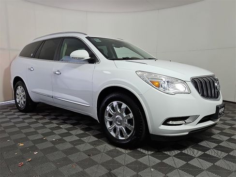Used 2017 Buick Enclave Leather image 4