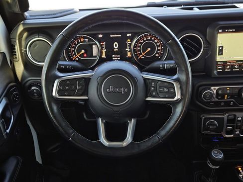 Used 2020 Jeep Gladiator Overland image 15