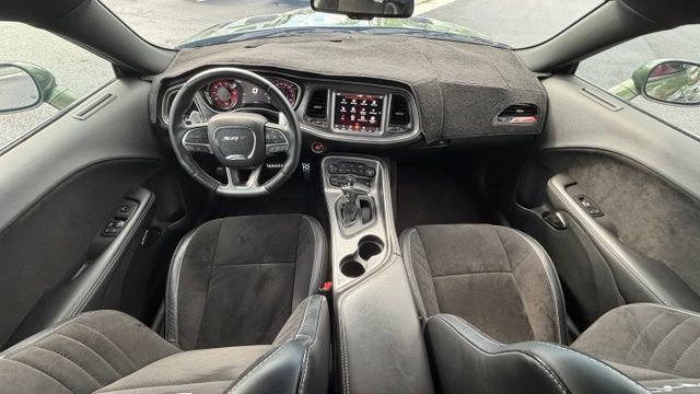 Used 2018 Dodge Challenger SRT Hellcat RWD image 18