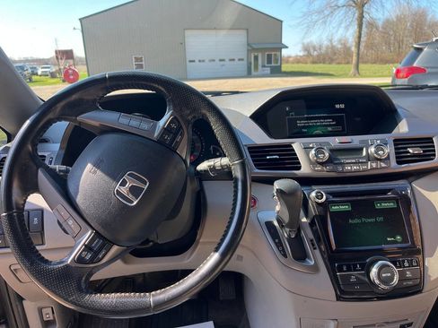 Used 2016 Honda Odyssey Touring image 8