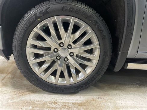 Used 2019 GMC Sierra 1500 Denali w/ Denali Ultimate Package image 10