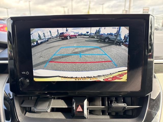 Used 2023 Toyota Corolla LE FWD image 23