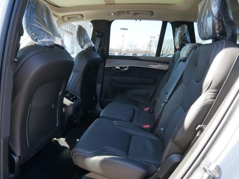 New 2026 Volvo XC90 B6 Ultra w/ Protection Package image 6