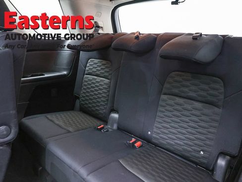 Used 2024 Nissan Pathfinder SV w/ SV Premium Package AWD/4WD image 28