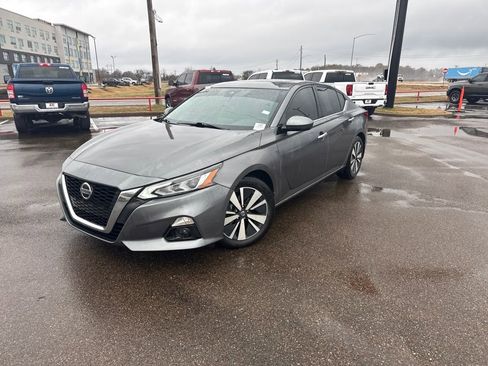 Used 2021 Nissan Altima 2.5 SL image 4