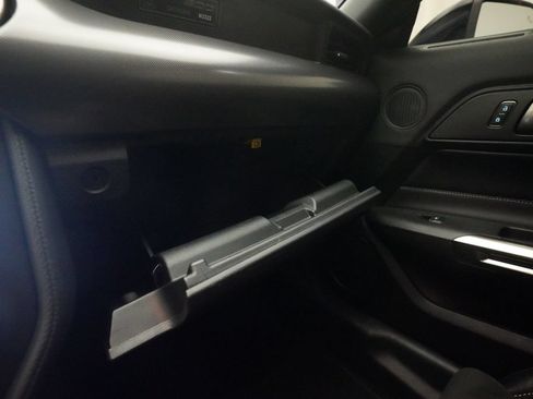 Used 2022 Ford Mustang Shelby GT500 w/ Technology Package RWD image 29