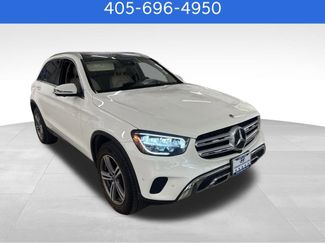 Used 2022 Mercedes-Benz GLC 300 video 2