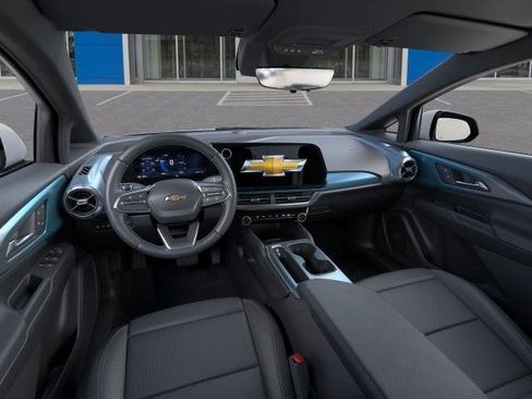 New 2026 Chevrolet Equinox EV LT w/ Convenience Package II image 15