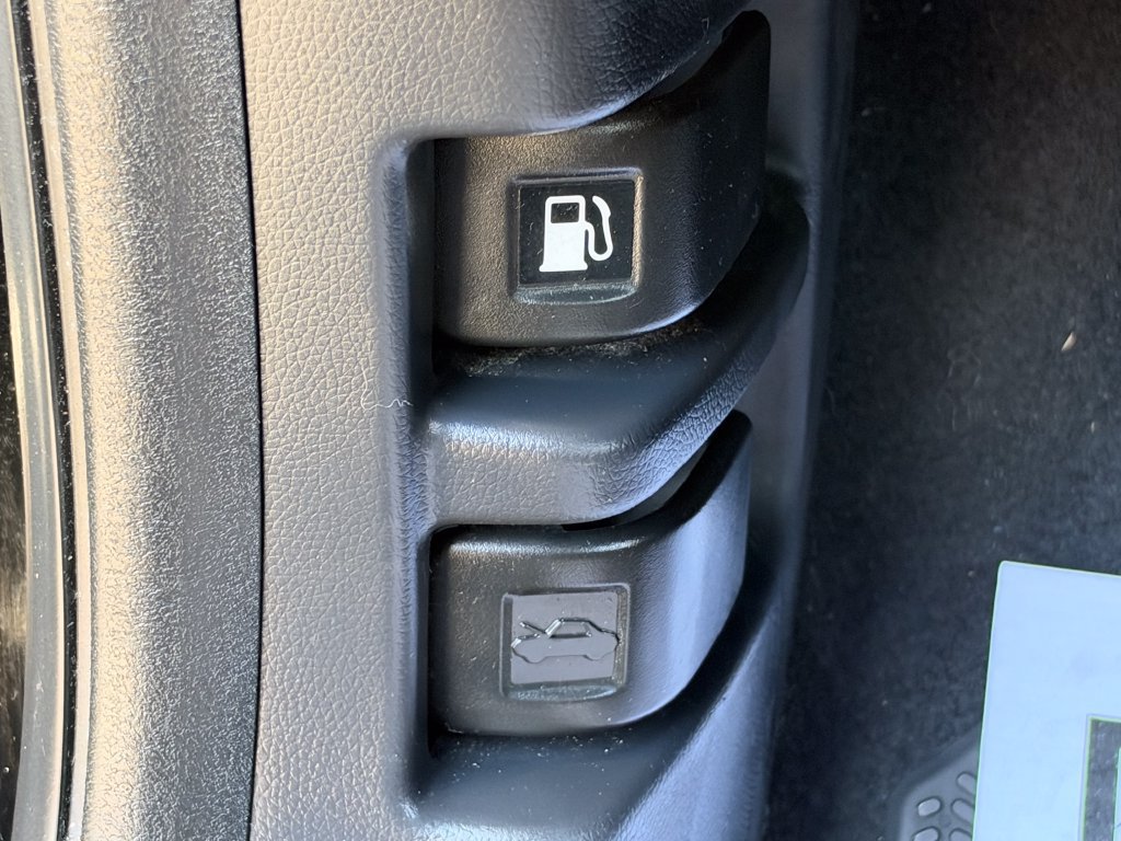Used 2019 Honda Fit LX image 30