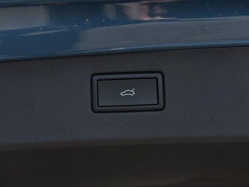 New 2026 Volkswagen Tiguan SE image 25