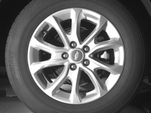 Used 2020 Chevrolet Equinox LS FWD image 15