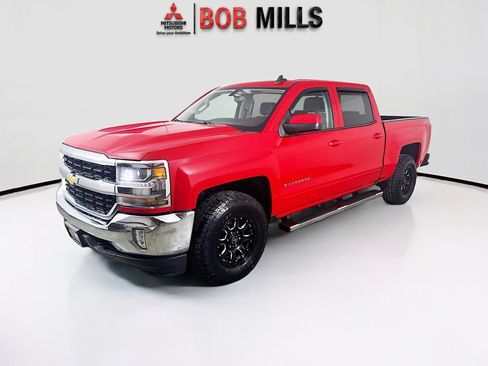 Used 2016 Chevrolet Silverado 1500 LT w/ All Star Edition AWD/4WD image 3