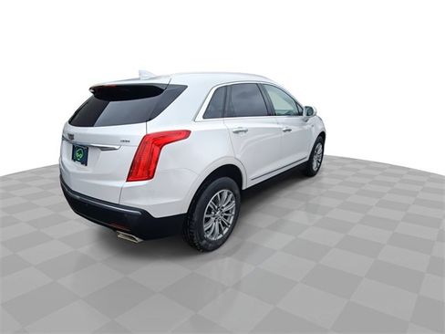 Used 2017 Cadillac XT5 Luxury image 8