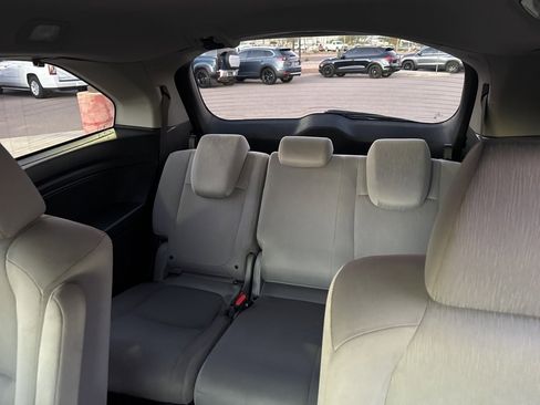 Used 2019 Honda Odyssey LX image 13