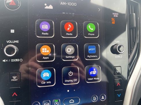 Used 2025 Subaru Outback Premium image 8