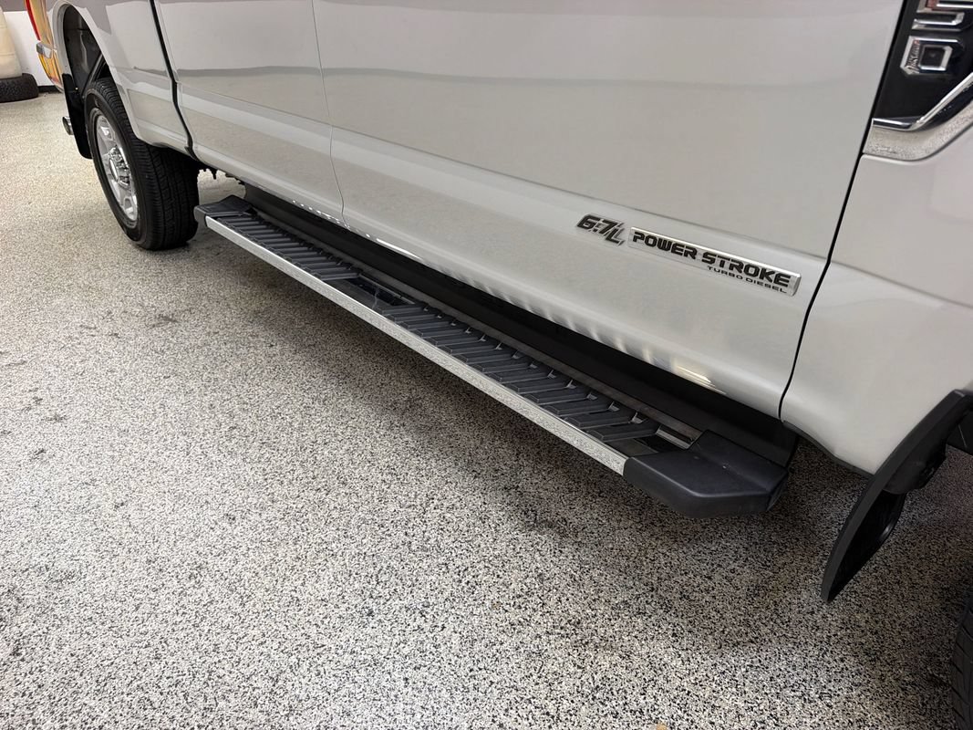 Used 2019 Ford F250 XLT w/ XLT Premium Package AWD/4WD image 46