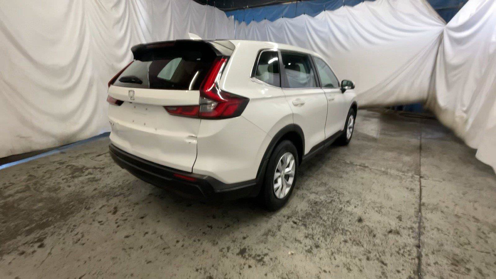 Used 2023 Honda CR-V LX image 6