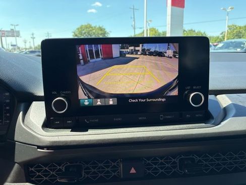 Used 2023 Honda Accord LX image 26