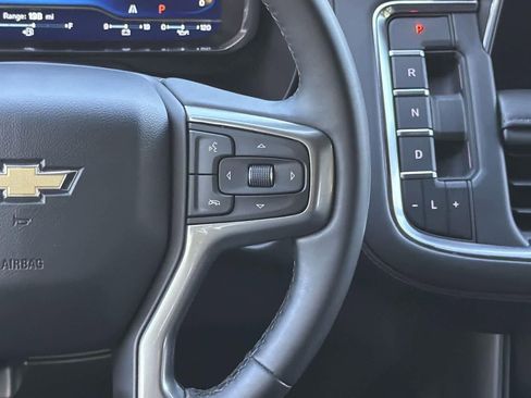 Used 2023 Chevrolet Suburban LT image 13