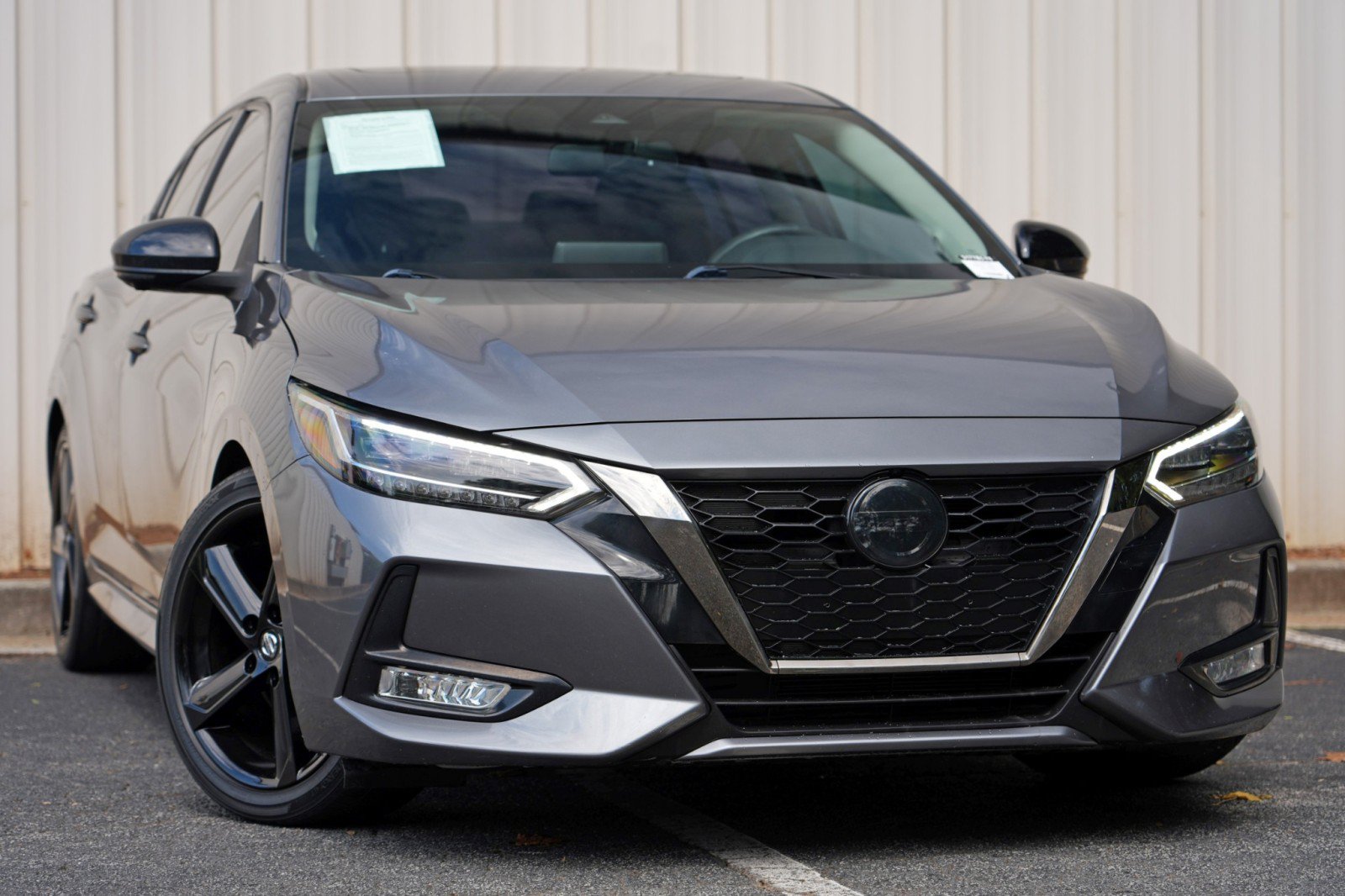 Used 2021 Nissan Sentra SR w/ SR Premium Package FWD image 2