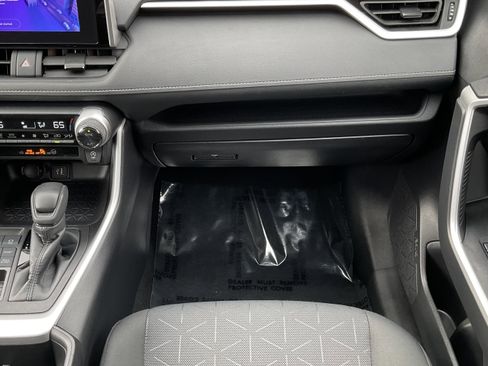 Used 2024 Toyota RAV4 XLE image 24
