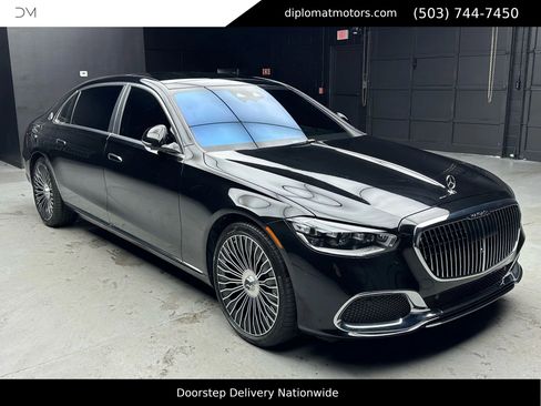 Used 2024 Mercedes-Benz Maybach S 580 4MATIC image 9