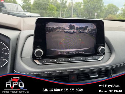 Used 2023 Nissan Rogue SV AWD/4WD image 13